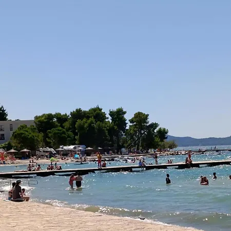 Apartman Pineta - 130m From The *